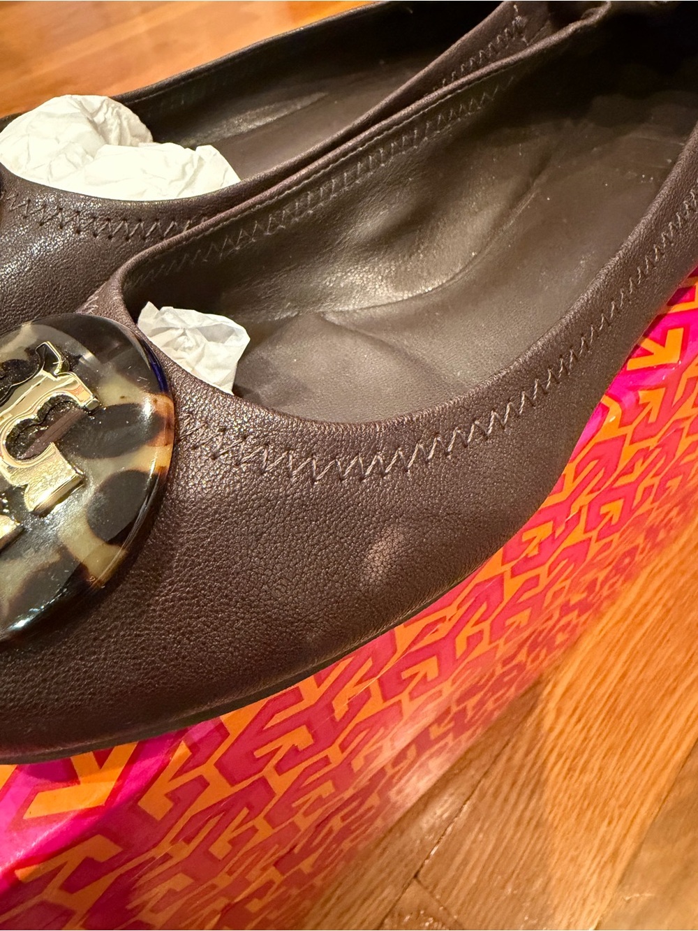Tory Burch Dark Brown Reva Flats with Tortoiseshell Logo - Picture 4 of 9